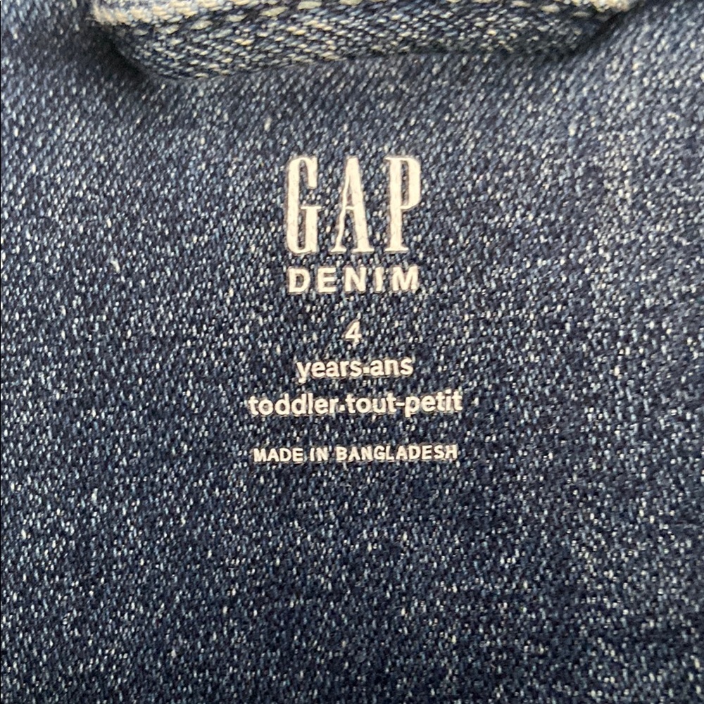 GAP Kids Blue Denim Jean Jacket Girls or Boys Sz 4 4T - Picture 2 of 5